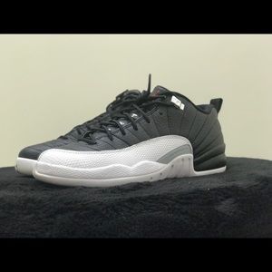 Air Jordan Taxi 12s Size 7y